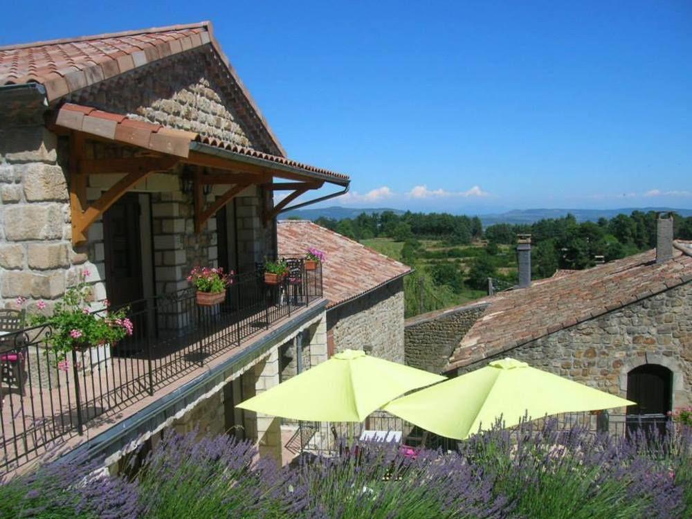 Aux Vieux Arceaux Hotel Mercuer Buitenkant foto